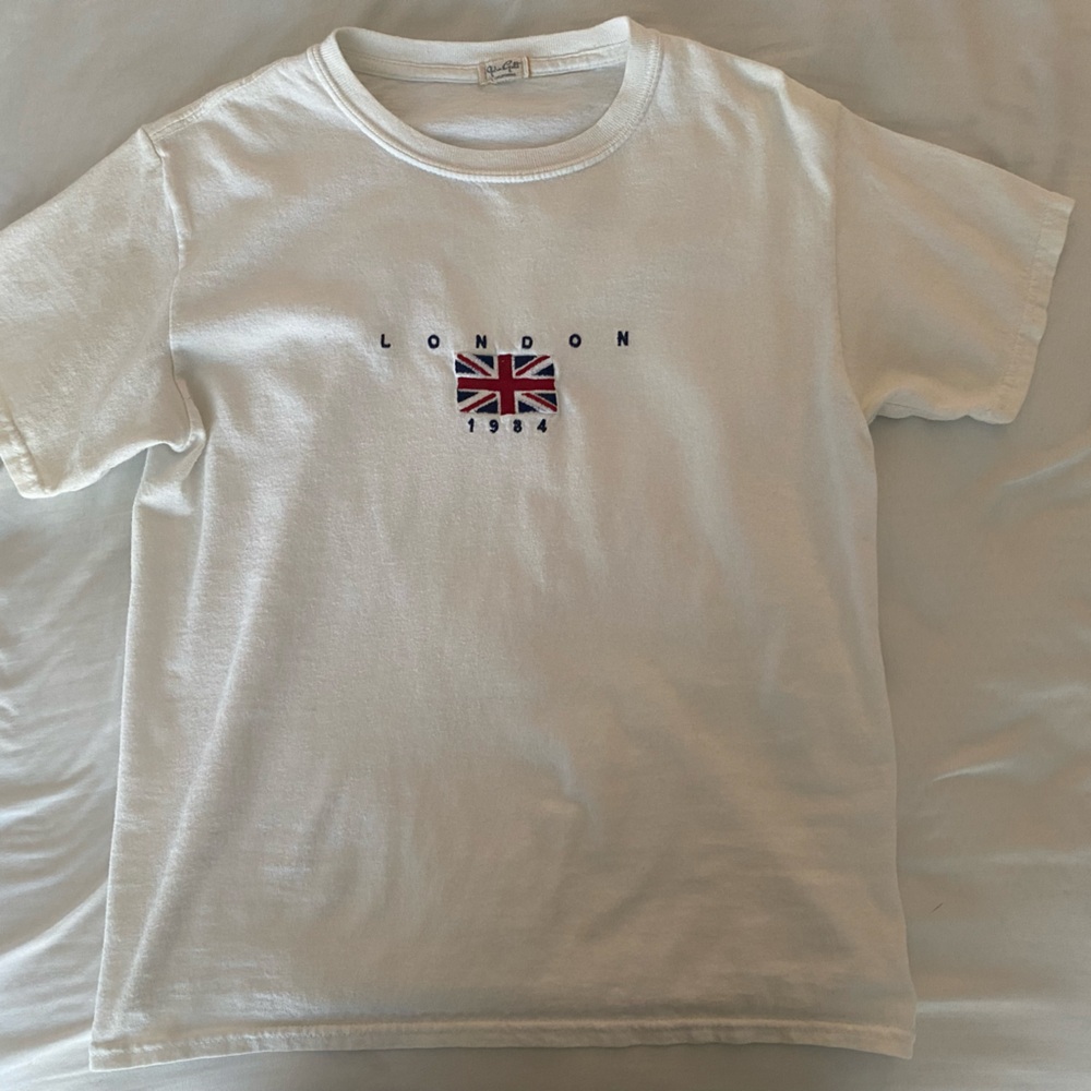 Brandy Melville London T-Shirt